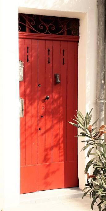 Bel Appartement Au Coeur De La Cite Medievale Sommières Kültér fotó