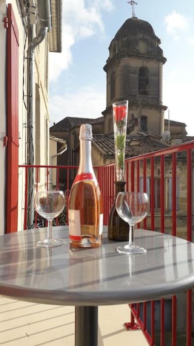 Bel Appartement Au Coeur De La Cite Medievale Sommières Kültér fotó